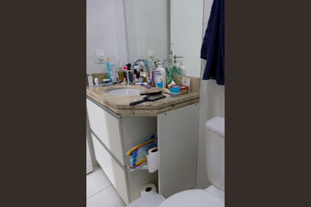 Apartamento à venda com 117m², 2 quartos e 2 vagas Apartamento à venda com 117m², 2 quartos e 2 vagasBanheiro da Suíte 2