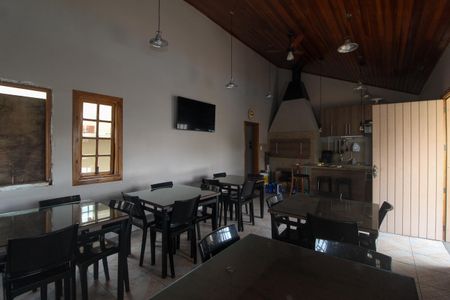 Casa à venda com 95m², 3 quartos e 1 vaga Casa à venda com 95m², 3 quartos e 1 vagaÁrea comum - Salão de festas