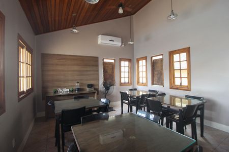 Casa à venda com 95m², 3 quartos e 1 vaga Casa à venda com 95m², 3 quartos e 1 vagaÁrea comum - Salão de festas