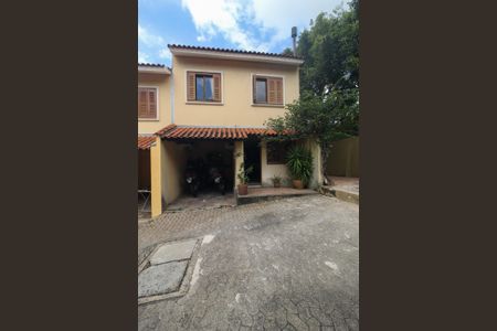 Casa à venda com 95m², 3 quartos e 1 vaga Casa à venda com 95m², 3 quartos e 1 vagaFachada/Garagem