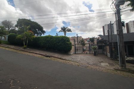 Casa à venda com 95m², 3 quartos e 1 vaga Casa à venda com 95m², 3 quartos e 1 vagaFachada