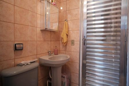 Casa à venda com 280m², 3 quartos e 1 vaga Casa à venda com 280m², 3 quartos e 1 vagaBanheiro Social