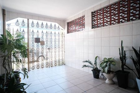 Casa à venda com 280m², 3 quartos e 1 vaga Casa à venda com 280m², 3 quartos e 1 vagaÁrea comum