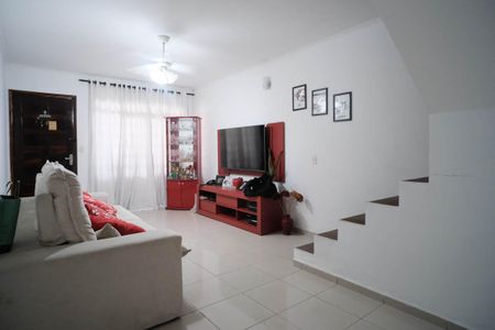 Casa à venda com 280m², 3 quartos e 1 vaga Casa à venda com 280m², 3 quartos e 1 vagaSala