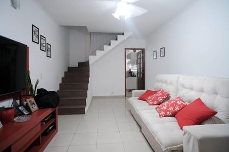 Casa à venda com 280m², 3 quartos e 1 vaga Casa à venda com 280m², 3 quartos e 1 vagaSala