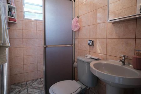 Casa à venda com 280m², 3 quartos e 1 vaga Casa à venda com 280m², 3 quartos e 1 vagaBanheiro Social