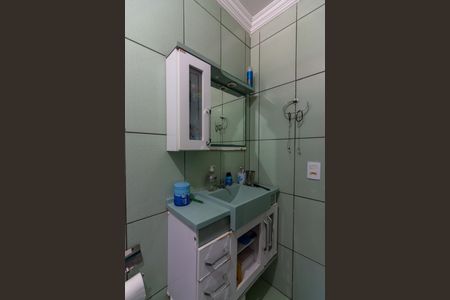 Casa à venda com 134m², 3 quartos e 2 vagas Casa à venda com 134m², 3 quartos e 2 vagasBanheiro