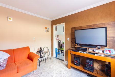 Casa à venda com 134m², 3 quartos e 2 vagas Casa à venda com 134m², 3 quartos e 2 vagasSala