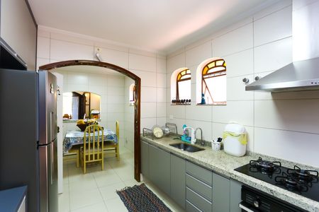 Casa à venda com 442m², 3 quartos e 4 vagas Casa à venda com 442m², 3 quartos e 4 vagasCozinha