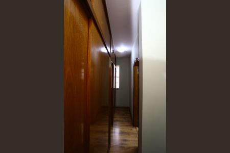 Casa à venda com 442m², 3 quartos e 4 vagas Casa à venda com 442m², 3 quartos e 4 vagasCloset da suíte