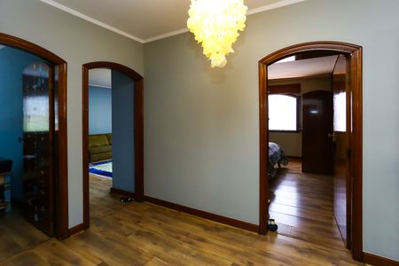 Casa à venda com 442m², 3 quartos e 4 vagas Casa à venda com 442m², 3 quartos e 4 vagashall dos quartos