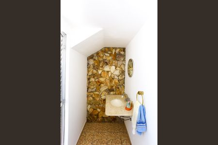 Casa à venda com 442m², 3 quartos e 4 vagas Casa à venda com 442m², 3 quartos e 4 vagasBanheiro 2