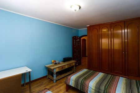 Casa à venda com 442m², 3 quartos e 4 vagas Casa à venda com 442m², 3 quartos e 4 vagasquarto 2