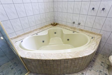 Casa à venda com 442m², 3 quartos e 4 vagas Casa à venda com 442m², 3 quartos e 4 vagasBanheiro da Suíte