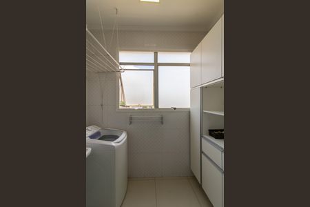 Apartamento à venda com 54m², 2 quartos e 1 vaga Apartamento à venda com 54m², 2 quartos e 1 vagaArea de Serviço