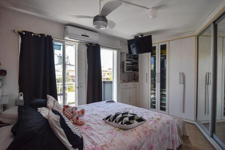 Casa à venda com 202m², 6 quartos e 1 vaga Casa à venda com 202m², 6 quartos e 1 vagaSuite