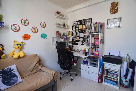 Casa à venda com 202m², 6 quartos e 1 vaga Casa à venda com 202m², 6 quartos e 1 vagaQuarto 2