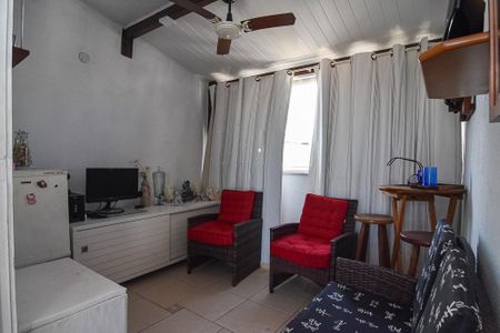 Casa à venda com 202m², 6 quartos e 1 vaga Casa à venda com 202m², 6 quartos e 1 vagaQuarto 2