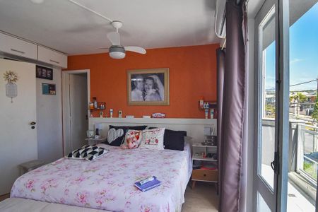 Casa à venda com 202m², 6 quartos e 1 vaga Casa à venda com 202m², 6 quartos e 1 vagaSuite