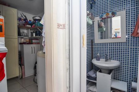 Casa à venda com 202m², 6 quartos e 1 vaga Casa à venda com 202m², 6 quartos e 1 vagaÁrea de Serviço