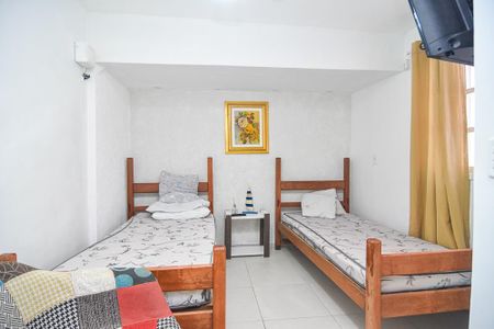 Casa à venda com 202m², 6 quartos e 1 vaga Casa à venda com 202m², 6 quartos e 1 vagaEdícula - Quarto 1