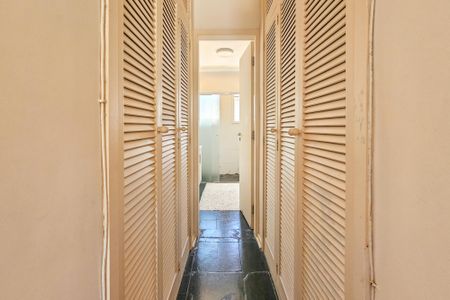 Apartamento para alugar com 350m², 4 quartos e 2 vagas Apartamento para alugar com 350m², 4 quartos e 2 vagasSuíte 2