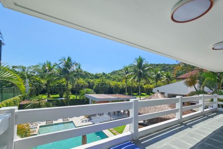 Apartamento para alugar com 350m², 4 quartos e 2 vagas Apartamento para alugar com 350m², 4 quartos e 2 vagasvaranda