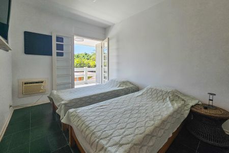 Apartamento para alugar com 350m², 4 quartos e 2 vagas Apartamento para alugar com 350m², 4 quartos e 2 vagasQuarto 1