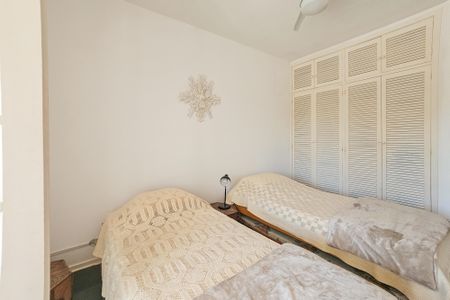 Apartamento para alugar com 350m², 4 quartos e 2 vagas Apartamento para alugar com 350m², 4 quartos e 2 vagasQuarto 2