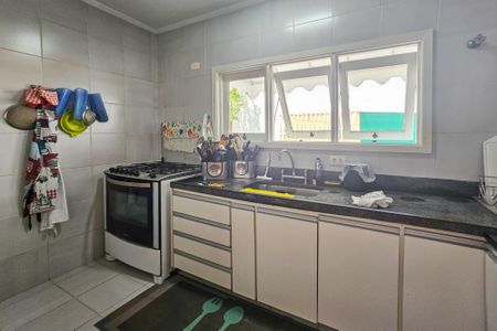 Apartamento para alugar com 350m², 4 quartos e 2 vagas Apartamento para alugar com 350m², 4 quartos e 2 vagasCozinha