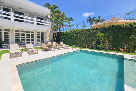 Apartamento para alugar com 350m², 4 quartos e 2 vagas Apartamento para alugar com 350m², 4 quartos e 2 vagasÁrea de Lazer privativa