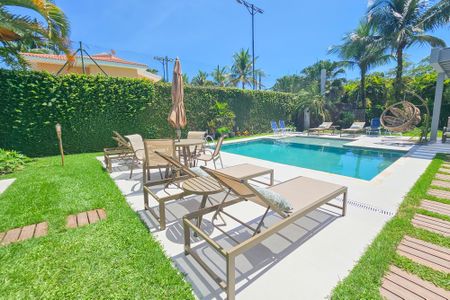 Apartamento para alugar com 350m², 4 quartos e 2 vagas Apartamento para alugar com 350m², 4 quartos e 2 vagasÁrea de Lazer privativa