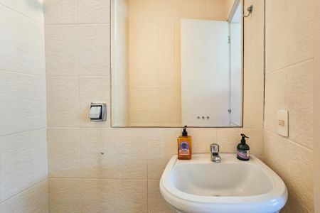 Apartamento para alugar com 350m², 4 quartos e 2 vagas Apartamento para alugar com 350m², 4 quartos e 2 vagasLavabo