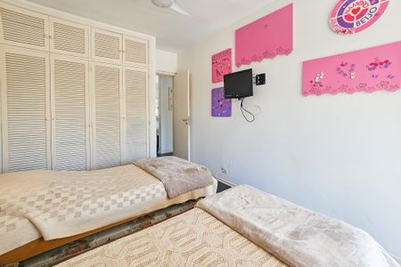 Apartamento para alugar com 350m², 4 quartos e 2 vagas Apartamento para alugar com 350m², 4 quartos e 2 vagasQuarto 2