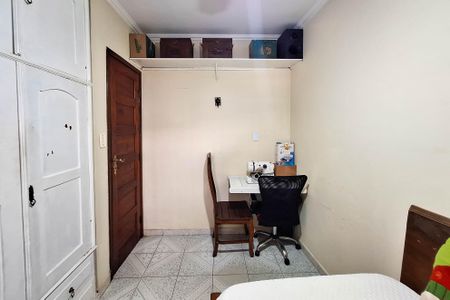 Casa à venda com 220m², 3 quartos e 3 vagas Casa à venda com 220m², 3 quartos e 3 vagasQuarto 2