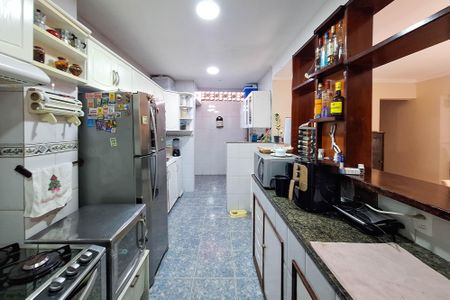 Casa à venda com 220m², 3 quartos e 3 vagas Casa à venda com 220m², 3 quartos e 3 vagasCozinha