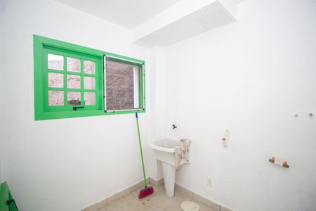 Casa à venda com 120m², 4 quartos e 2 vagas Casa à venda com 120m², 4 quartos e 2 vagasÁrea de Serviço