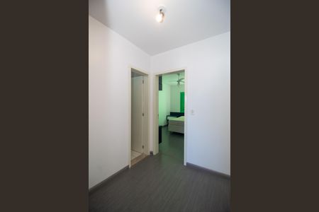 Casa à venda com 120m², 4 quartos e 2 vagas Casa à venda com 120m², 4 quartos e 2 vagasCorredor