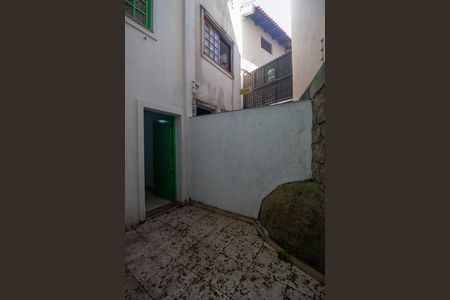 Casa à venda com 120m², 4 quartos e 2 vagas Casa à venda com 120m², 4 quartos e 2 vagasQuintal