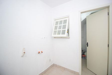 Casa à venda com 120m², 4 quartos e 2 vagas Casa à venda com 120m², 4 quartos e 2 vagasÁrea de Serviço