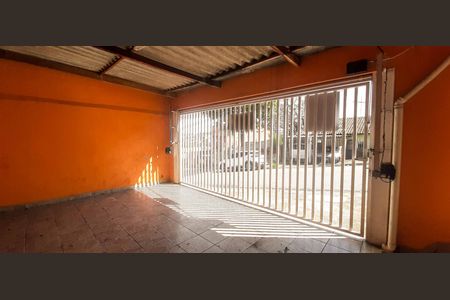 Casa à venda com 150m², 3 quartos e 1 vaga Casa à venda com 150m², 3 quartos e 1 vagaGaragem