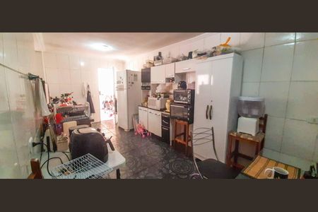 Casa à venda com 150m², 3 quartos e 1 vaga Casa à venda com 150m², 3 quartos e 1 vagaCasa 2 - Cozinha