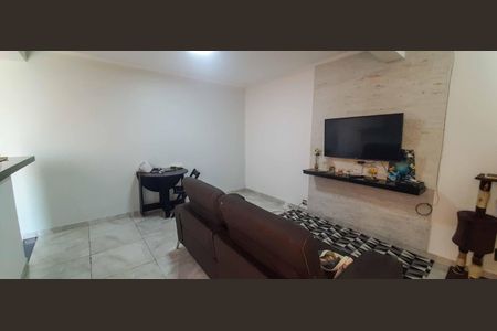 Casa à venda com 150m², 3 quartos e 1 vaga Casa à venda com 150m², 3 quartos e 1 vagaCasa 1 - Sala