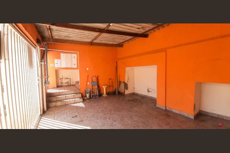 Casa à venda com 150m², 3 quartos e 1 vaga Casa à venda com 150m², 3 quartos e 1 vagaGaragem