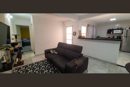 Casa à venda com 150m², 3 quartos e 1 vaga Casa à venda com 150m², 3 quartos e 1 vagaCasa 1 - Sala
