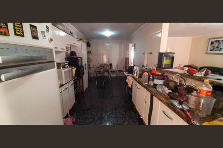 Casa à venda com 150m², 3 quartos e 1 vaga Casa à venda com 150m², 3 quartos e 1 vagaCasa 2 - Cozinha