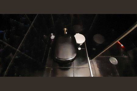 Casa à venda com 150m², 3 quartos e 1 vaga Casa à venda com 150m², 3 quartos e 1 vagaCasa 2 - Banheiro