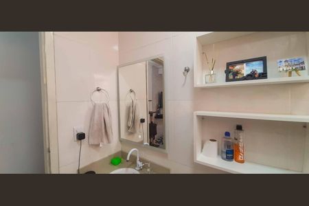 Casa à venda com 150m², 3 quartos e 1 vaga Casa à venda com 150m², 3 quartos e 1 vagaCasa 1 - Banheiro