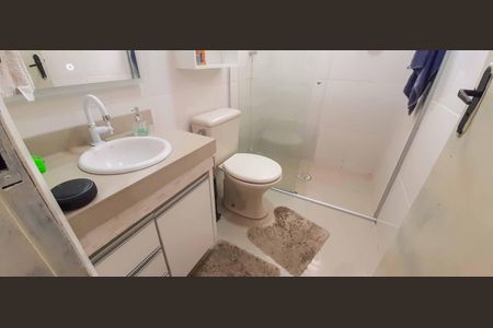 Casa à venda com 150m², 3 quartos e 1 vaga Casa à venda com 150m², 3 quartos e 1 vagaCasa 1 - Banheiro