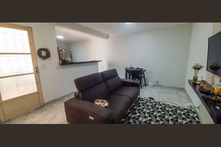 Casa à venda com 150m², 3 quartos e 1 vaga Casa à venda com 150m², 3 quartos e 1 vagaCasa 1 - Sala